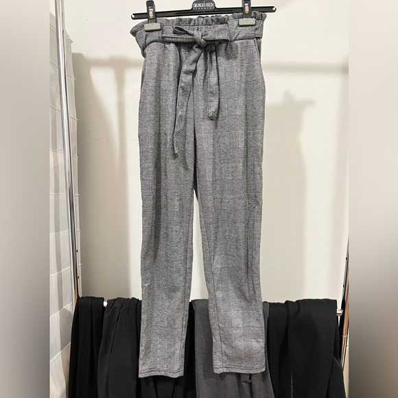 Checkered Grey Long Paper Bag Pants - Picture 2 of 4